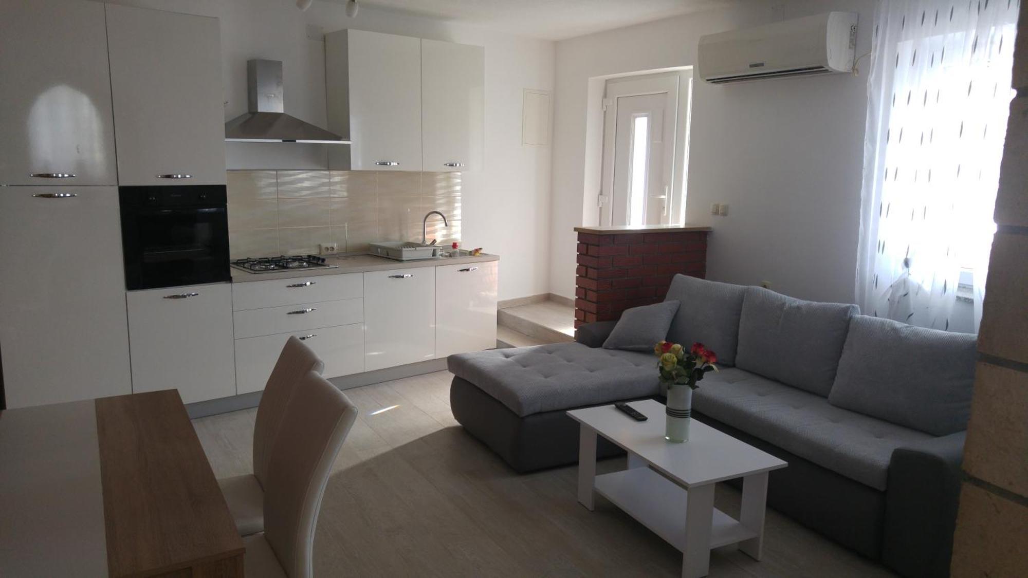 Apartments And Room Suza Senj (Lika-Senj) Exterior foto