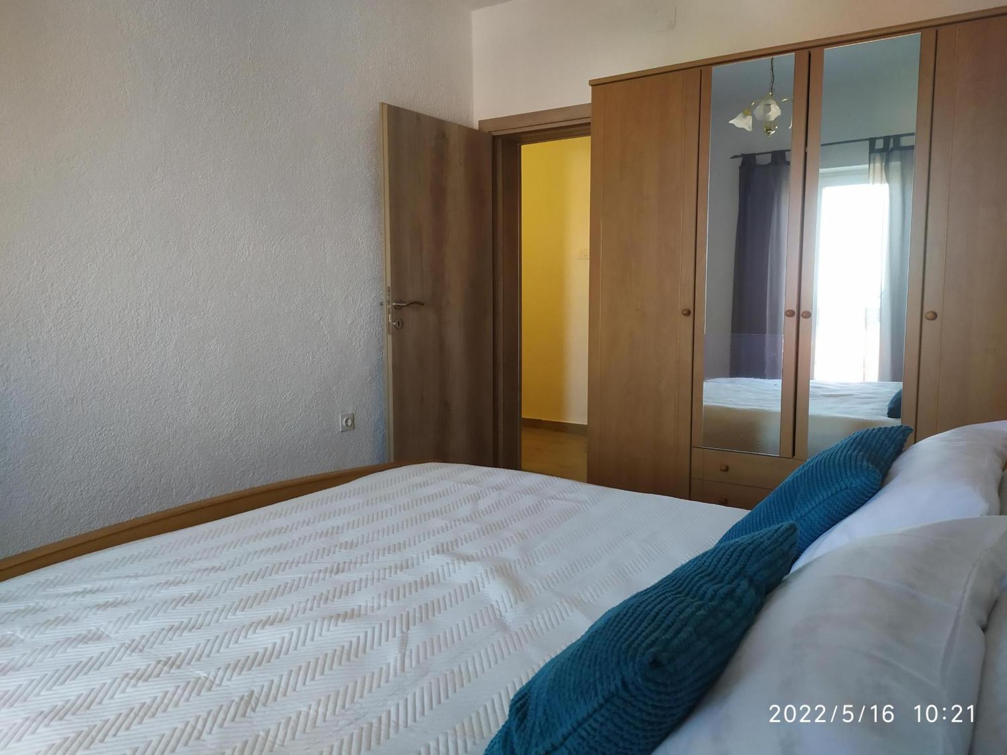 Apartments And Room Suza Senj (Lika-Senj) Exterior foto